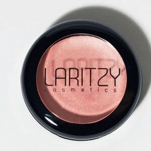 🌹Laritzy Cosmetics Cream Highlighter in Fine